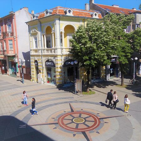 Hostel Compass Burgas Ngoại thất bức ảnh